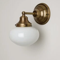 Mulberry | Classic Sconce(Mulberry Classic Sconce)