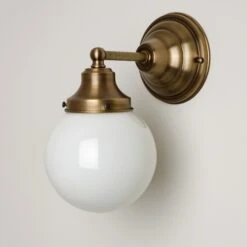 Hamilton (Opal) | Classic Sconce(Hamilton Opal Classic Sconce)
